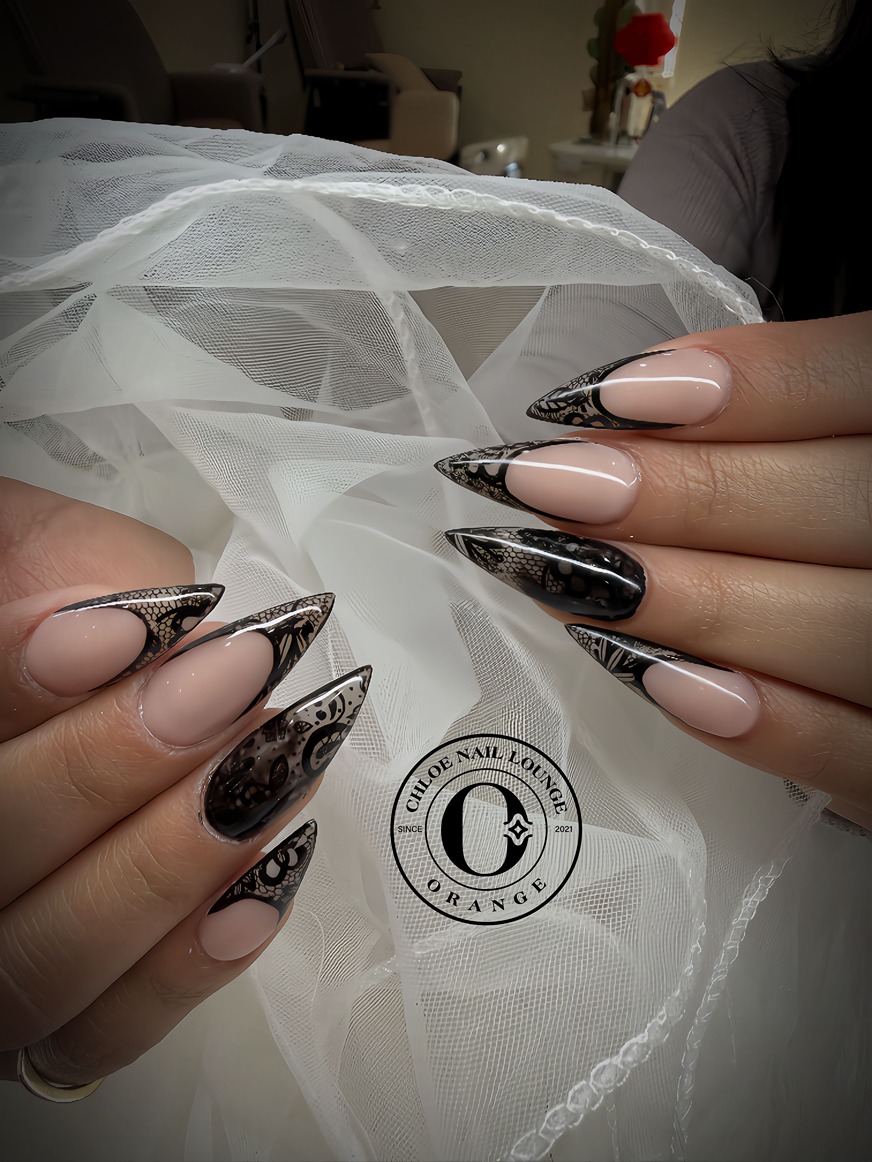 Chloe Nail Lounge
